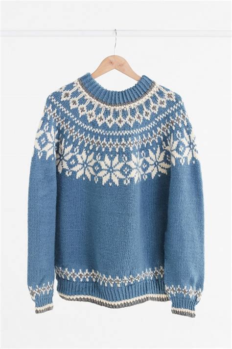 fair isle ski sweater.